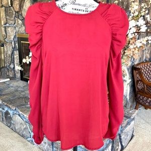 WHO WHAT WEAR Red Ruched Sleeve Top